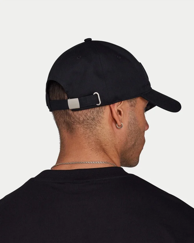 Czapka unisex – czarna Czapka unisex – czarna