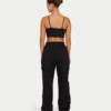 Damska podstawowa bluzka typu crop top – czarna Damska podstawowa bluzka typu crop top – czarna