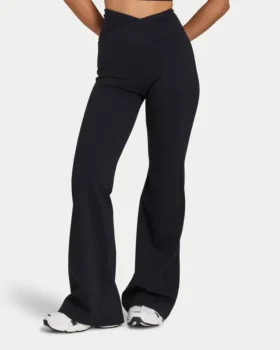 Damskie legginsy z rozszerzanymi nogawkami z kolekcji Essentials