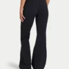 Damskie legginsy z rozszerzanymi nogawkami z kolekcji Essentials Damskie legginsy z rozszerzanymi nogawkami z kolekcji Essentials