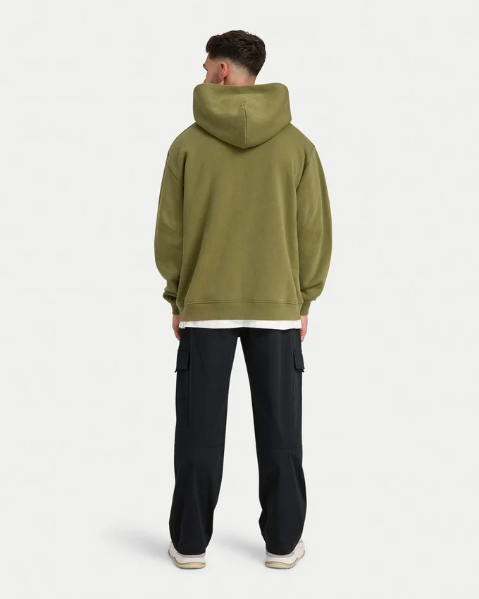 Męska bluza z kapturem w stylu oversized – oliwkowa zieleń Męska bluza z kapturem w stylu oversized – oliwkowa zieleń