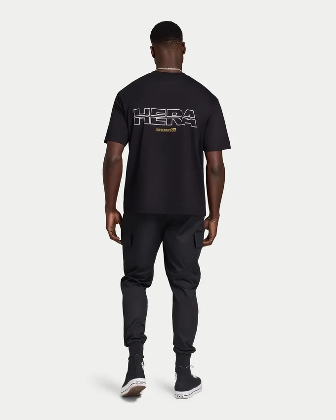 Męski T-shirt oversize w stylu wyścigowym Męski T-shirt oversize w stylu wyścigowym