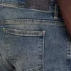 Męskie dżinsy o kroju slim fit – kolor blue sand Męskie dżinsy o kroju slim fit – kolor blue sand