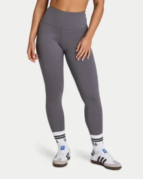 Niezbędne legginsy damskie