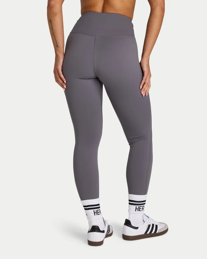 Niezbędne legginsy damskie Niezbędne legginsy damskie